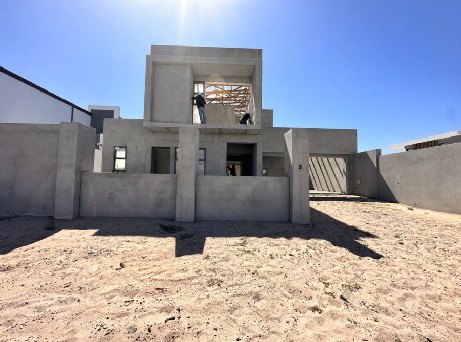 5 Bedroom Property for Sale in Sandown Western Cape